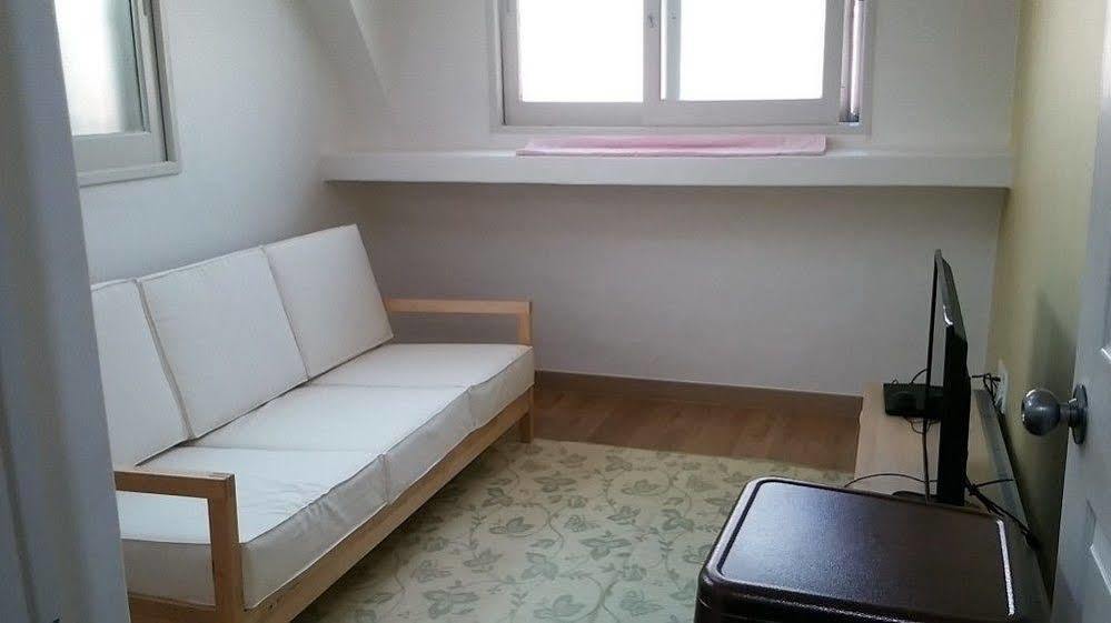 Oxbloodk Hostel Gwangju Metropolitan City Ngoại thất bức ảnh